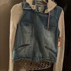 Billabong Jean Jacket - Never Worn/Tags Attached